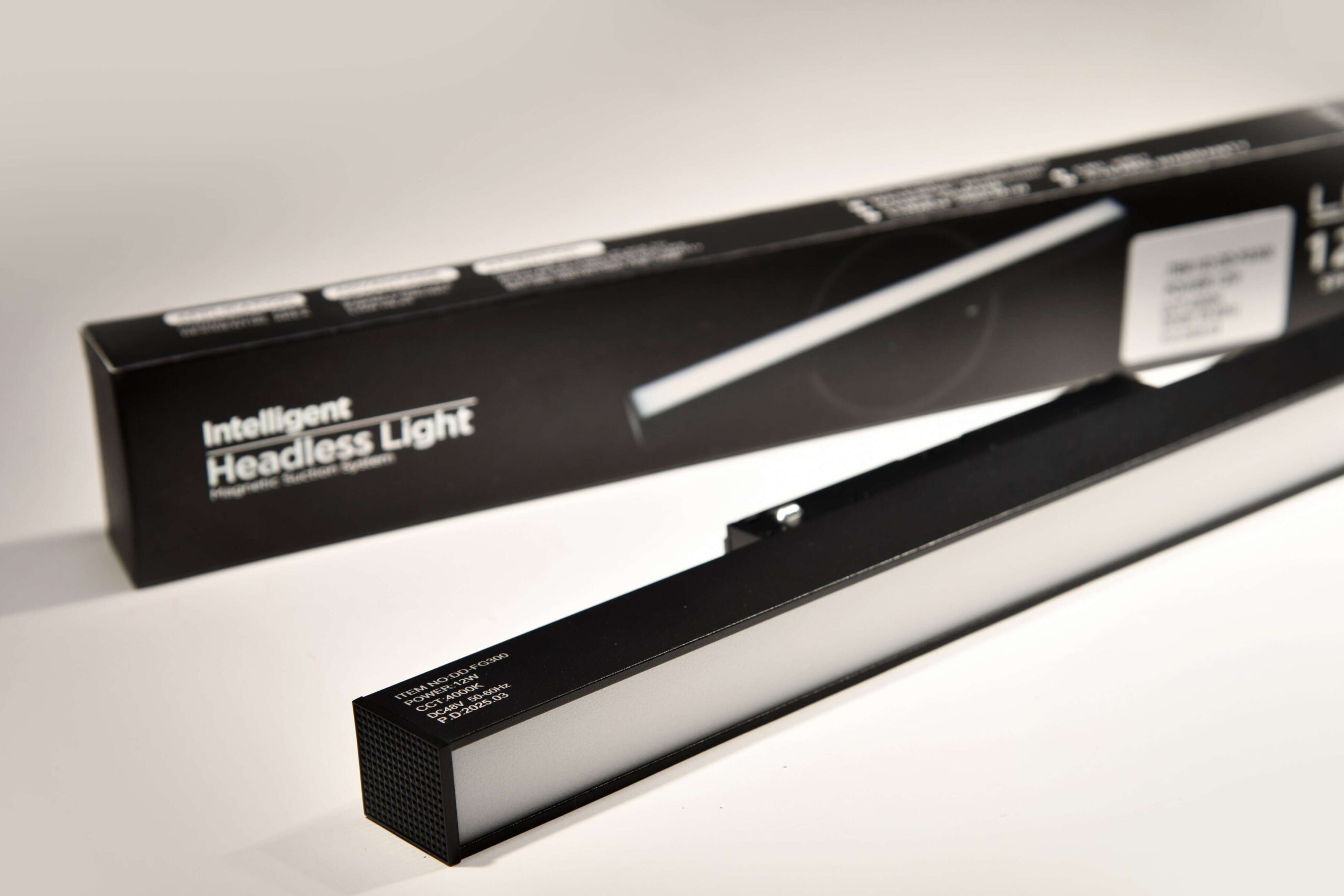 چراغ خطی متحرک مگنتی هوشمند